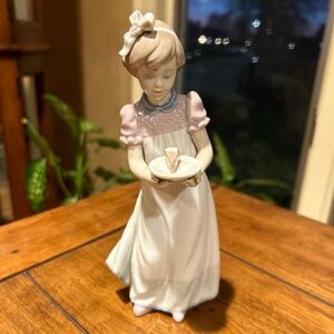 lladro 5429 happy birthday girl with white ribbon in hair